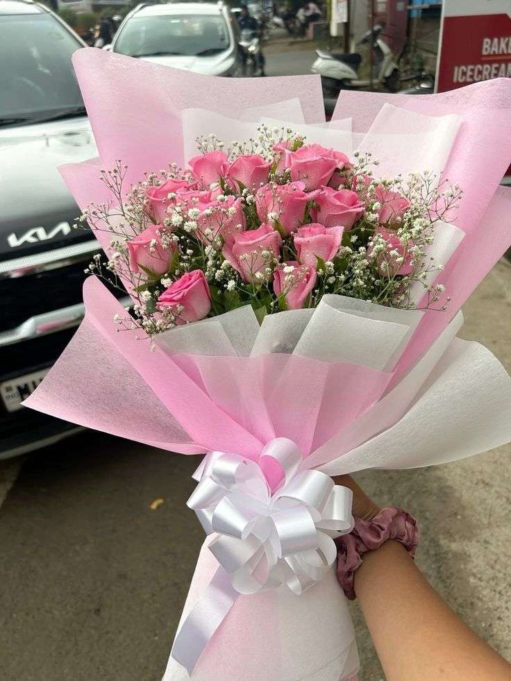 Artificial Boquet — photo 1 of 4