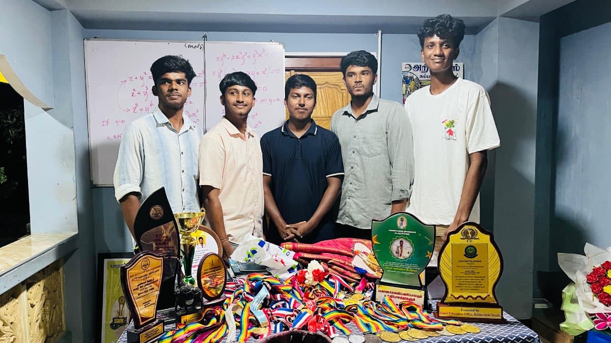 Kilinochchi Student Tops Sri Lanka in 2025 A/L Examination — photo 1 of 4